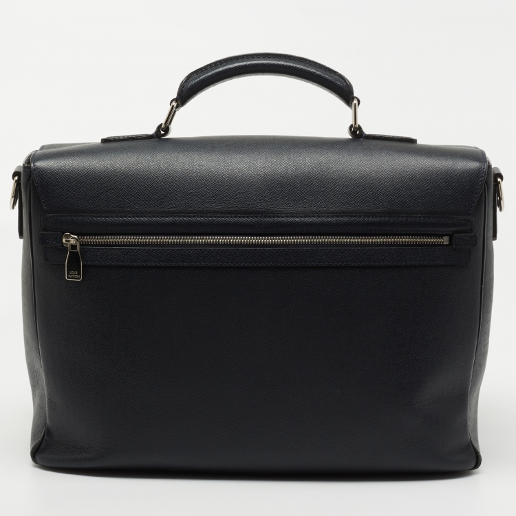 Pre Owned Louis Vuitton Dark Blue Taiga Leather Vassili GM Bag