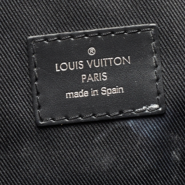 Pre Owned Louis Vuitton Monogram Eclipse Canvas District MM Bag