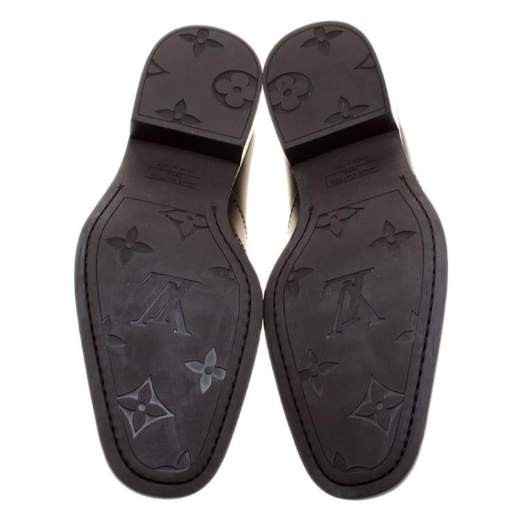 مملوكة مسبقًا Louis Vuitton Brown Leather Buckle Detail Loafers Size 44.5