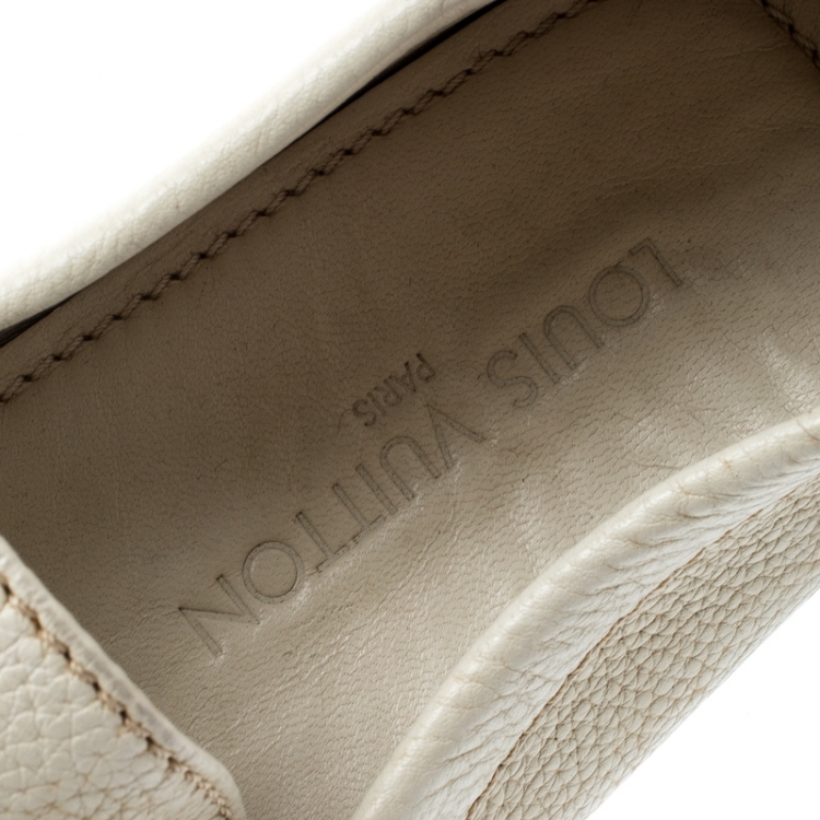 Pre Owned Louis Vuitton White Leather Hockenheim Loafers Size 43