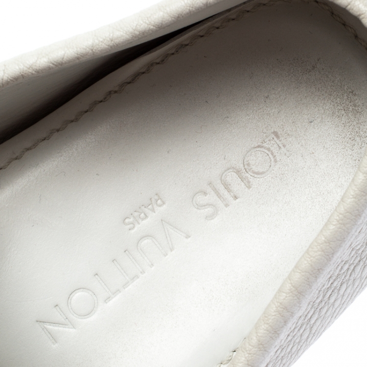 Pre Owned Louis Vuitton White Leather Logo Bow Loafers Size 41