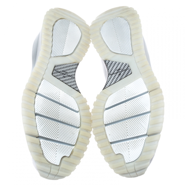 Pre Owned Louis Vuitton White Knit V.N.R Sneakers Size 43