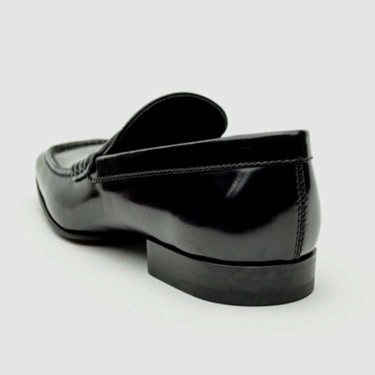 Pre Owned Louis Vuitton Black Glazed Leather Loafers Size 40