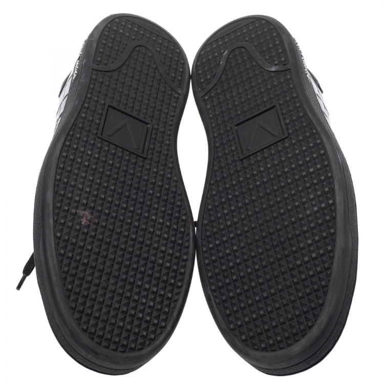 Pre Owned  Louis Vuitton Black Crocodile Embossed Leather Frontrow Sneakers Size 43