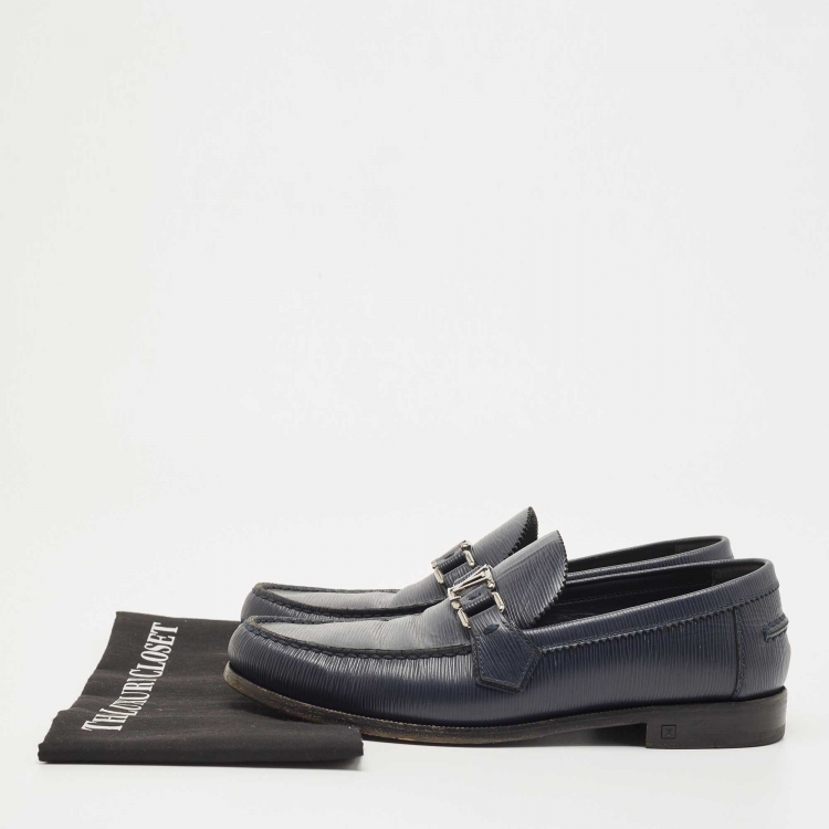 مملوكة مسبقًا Louis Vuitton Navy Blue Leather Slip On Loafers Size 41.5