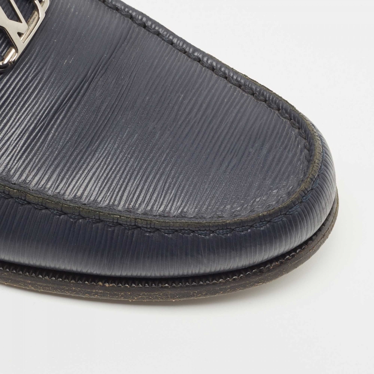 مملوكة مسبقًا Louis Vuitton Navy Blue Leather Slip On Loafers Size 41.5