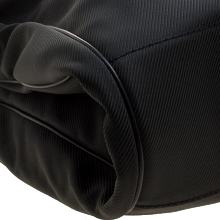 Pre Owned Louis Vuitton Green Taiga Leather and Nylon Garment Bag