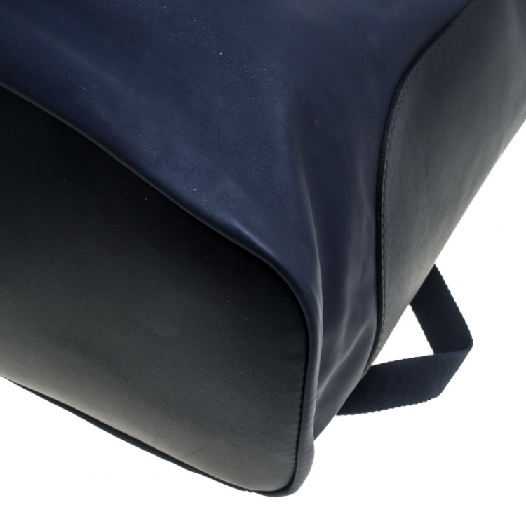 Pre Owned Louis Vuitton Blue/Black Nylon and Leather V Line Pulse Backpack 