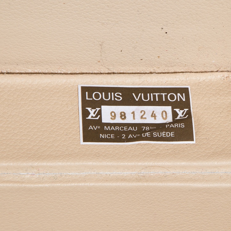 Pre Owned Louis Vuitton Monogram Canvas Bisten 70 Hardsided Suitcase