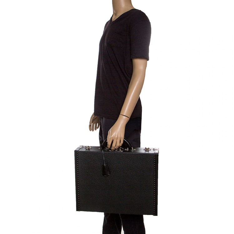 Louis Vuitton President Briefcase Taiga Leather (item #1160092)