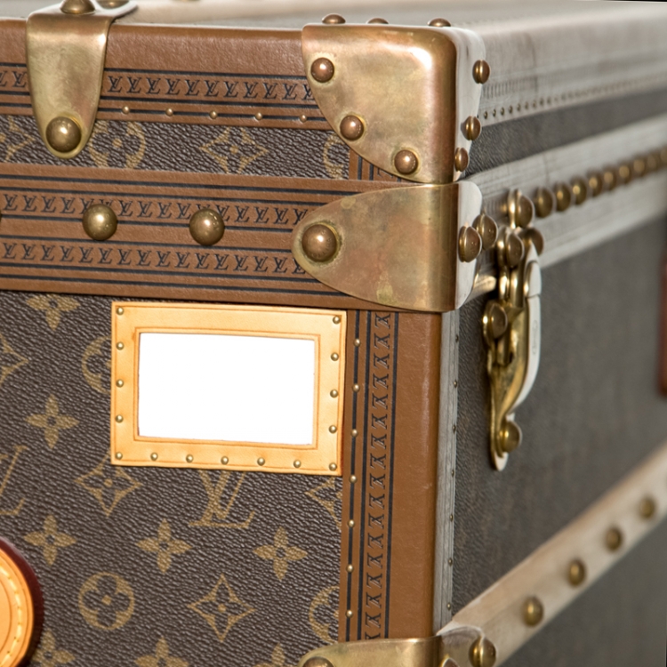 Louis Vuitton GRAND REVEAL: Courrier Lozine 110 Malle Trunk in Monogram  Eclipse 