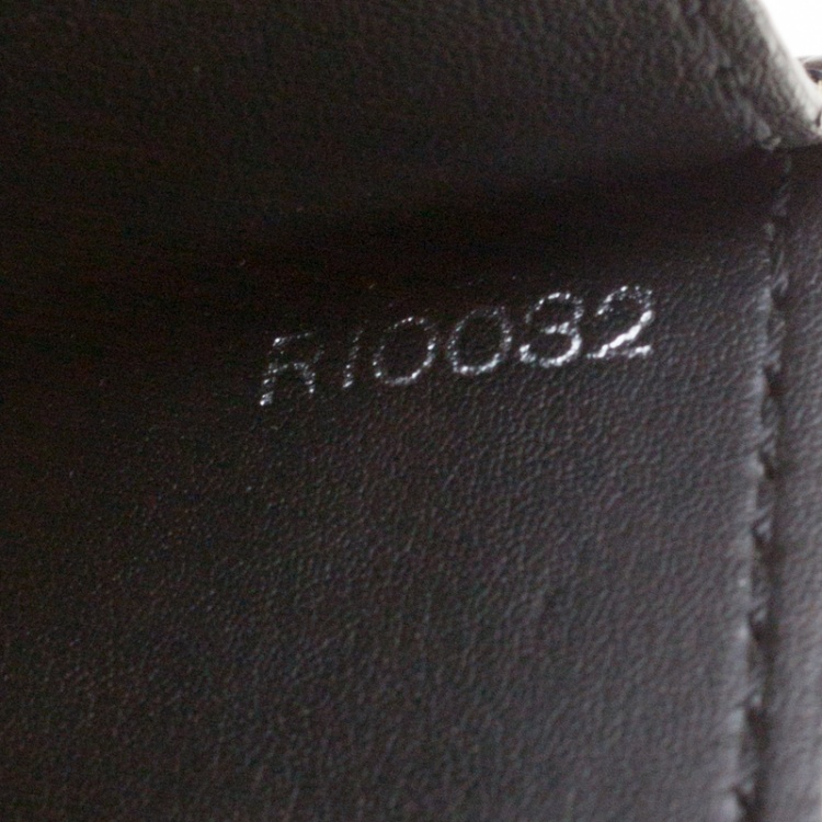 Pre Owned Louis Vuitton Black Taiga Leather Robusto 1 Compartment Briefcase