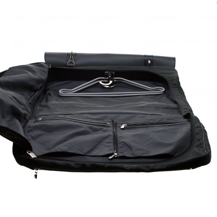Pre Owned Louis Vuitton Black/Green Taiga Leather and Nylon Gibeciere Garment Bag