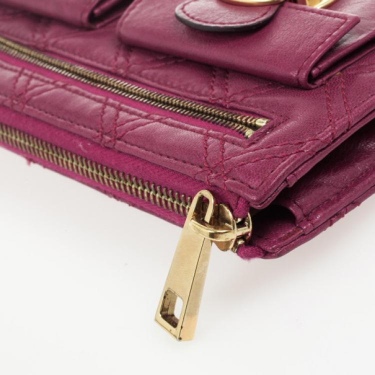 Pre Owned Marc Jacobs Fuchsia Quilted Leather Double Pocket Zip Wallet