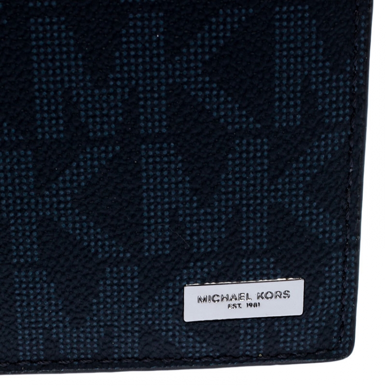 Pre Owned Michael Kors Navy Blue Signature Coated Canvas Bi Fold Wallet 