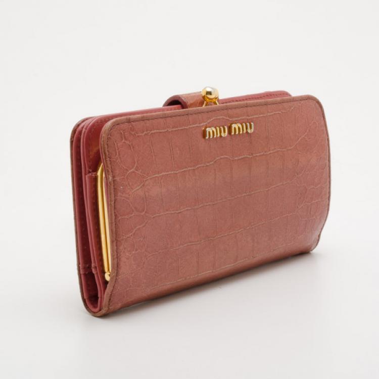 Pre Owned Miu Miu Pink Croc Leather Wallet