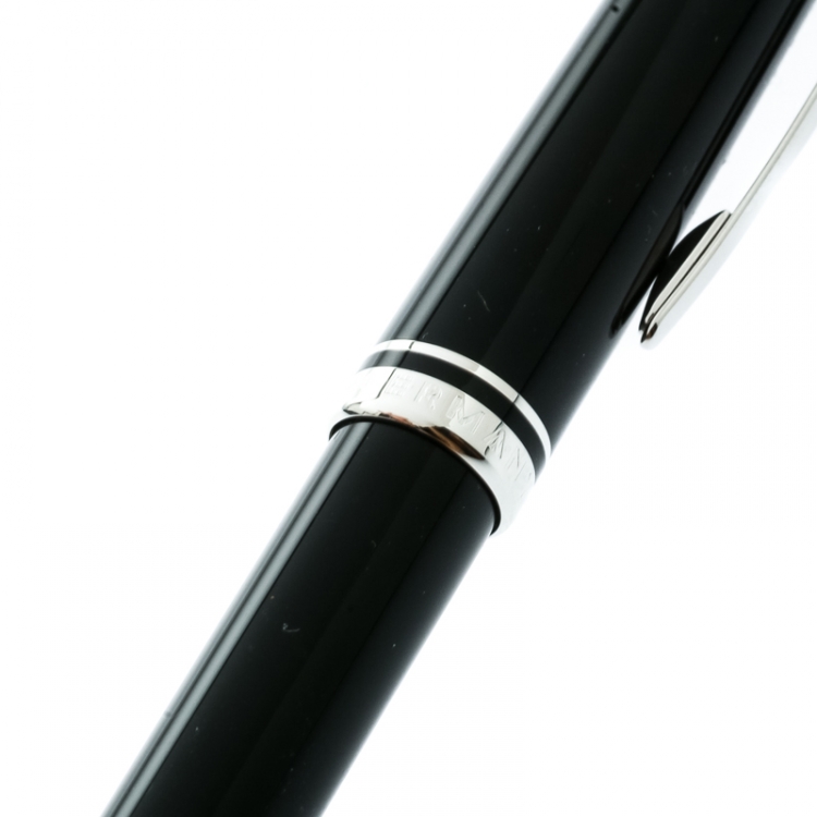 Pre Owned Montblanc Black Resin Platinum Finish Ballpoint Pen 