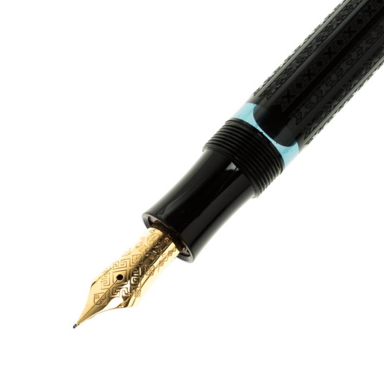 Pre Owned Montblanc Writers Edition Dostoevsky 1997 Limited Edition Fountain Pen, 18k Gold Nib