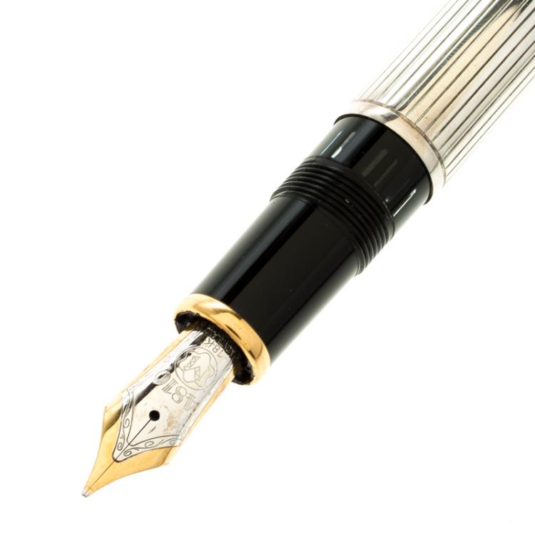 مملوكة مسبقًا Montblanc Meisterstuck Solitaire 146 Silver Fountain Pen, 18k Gold Nib