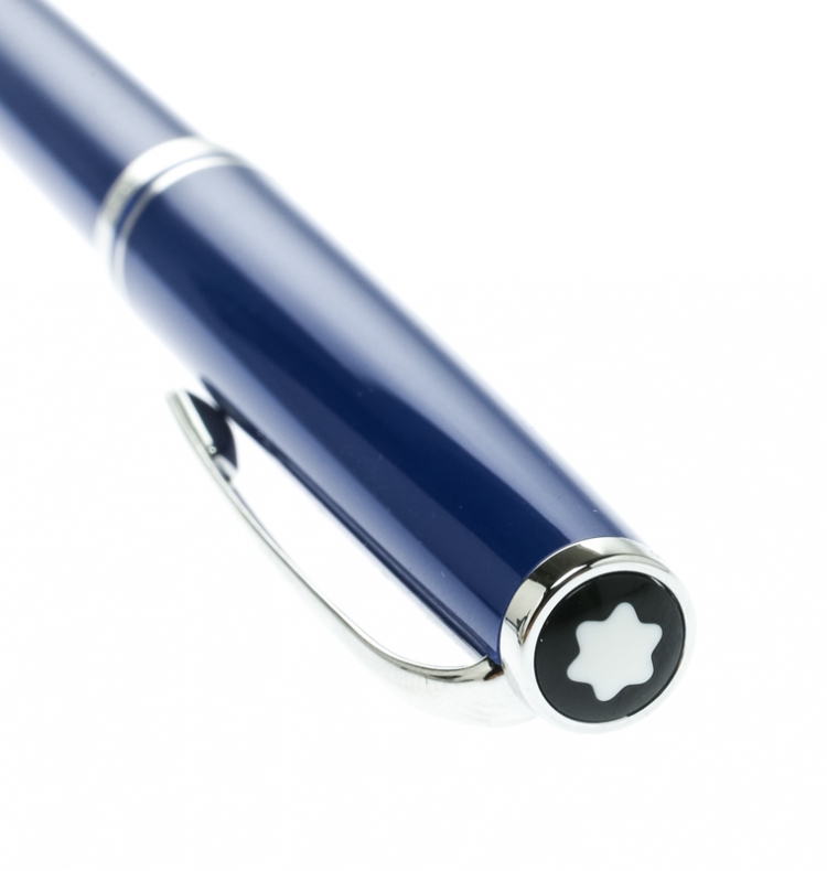 Pre Owned Montblanc Blue Resin Platinum Finish Ballpoint Pen 