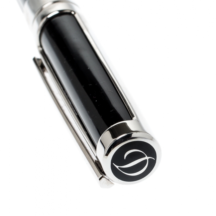 Pre Owned S.T. Dupont Black Resin Palladium Defi 400674 Fountain Pen