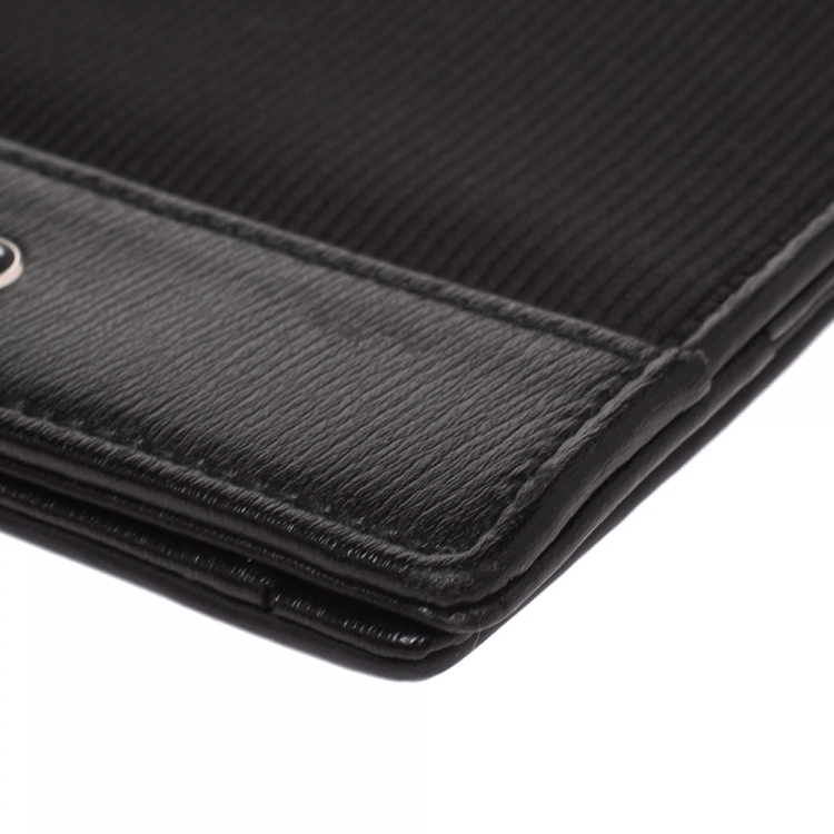 مملوكة مسبقًا Montblanc Black Fabric and Leather Nightflight Passport Holder