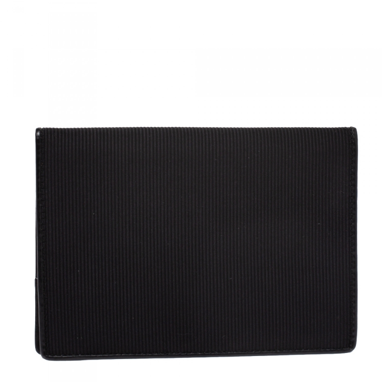 مملوكة مسبقًا Montblanc Black Fabric and Leather Nightflight Passport Holder