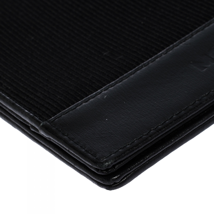 مملوكة مسبقًا Montblanc Black Fabric and Leather Nightflight Passport Holder