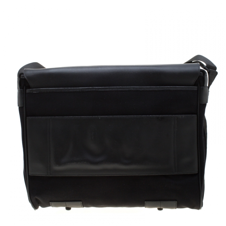 مملوكة مسبقًا Mont Blanc Black Nylon and Leather NightFlight Messenger Bag