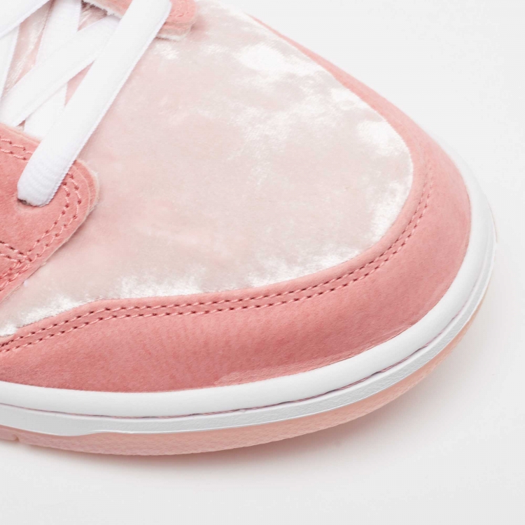Pre Owned Nike SB Dunk Pink Velvet Strangelove Low Top Sneakers Size 47.5