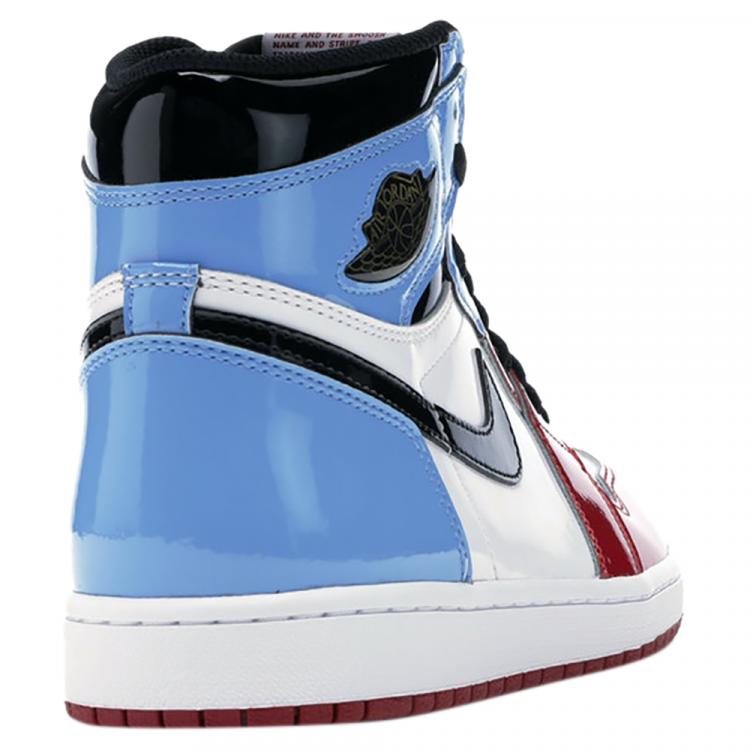 Nike Jordan 1 Fearless Unc/Chicago Shoe 