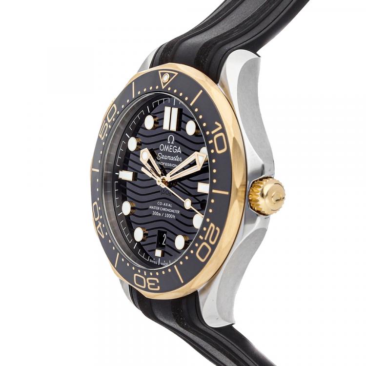Pre Owned Omega Black 18K Yellow Gold And Stainless Steel Seamaster Diver 300m 210.22.42.20.01.001 Men's Wristwatch 42 MM