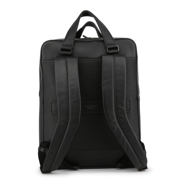 مملوكة مسبقًا Piquadro Black Leather Backpack