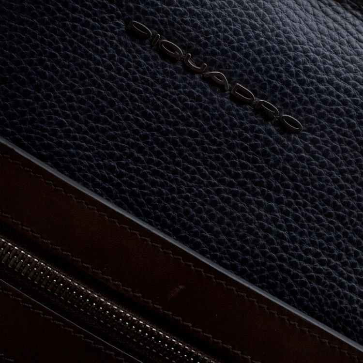 مملوكة مسبقًا Piquadro Navy Blue Leather Backpack