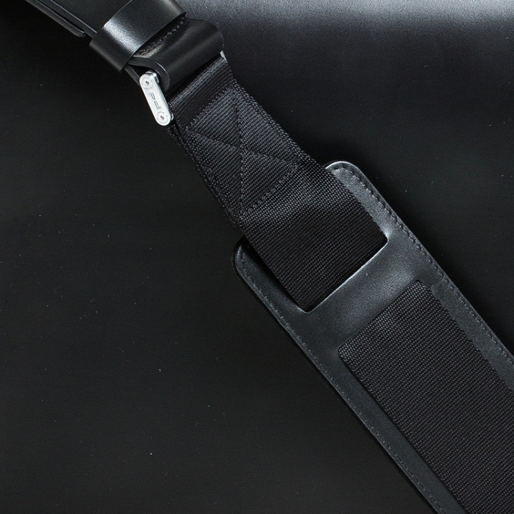 Pre Owned Porche Design Black Leather Messenger Bag