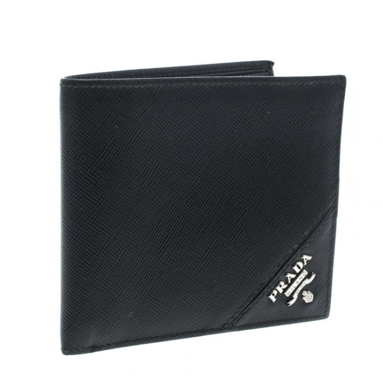Pre Owned Prada Black Saffiano Leather  Bifold Wallet