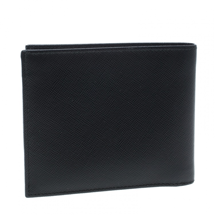 Pre Owned Prada Black Saffiano Leather  Bifold Wallet