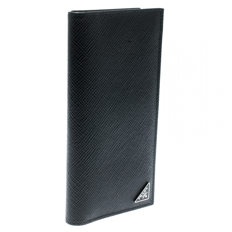 Pre Owned Prada Black Leather Bi Fold Card Holder