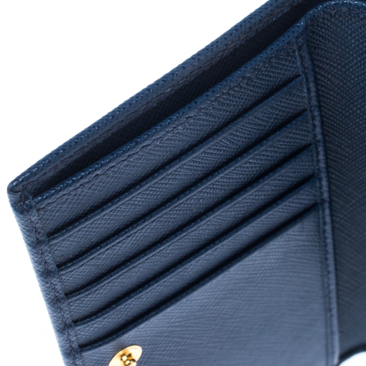 Pre Owned Prada Blue Saffiano Leather Bifold Card Wallet