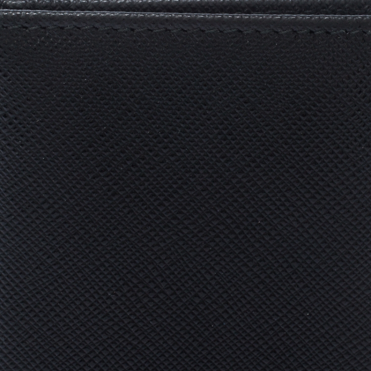 Pre Owned Prada Black Saffiano Lux Leather Bifold Card Holder