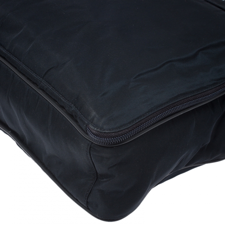 مملوكة مسبقًا Prada Dark Blue Nylon Laptop Bag