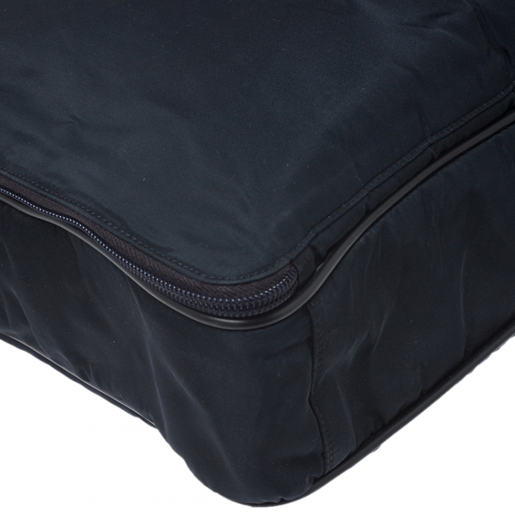 مملوكة مسبقًا Prada Dark Blue Nylon Laptop Bag