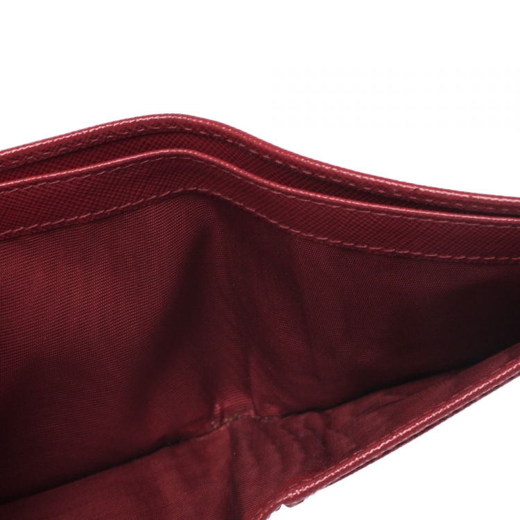 Pre Owned Prada Red/White Saffiano Leather Bifold Wallet