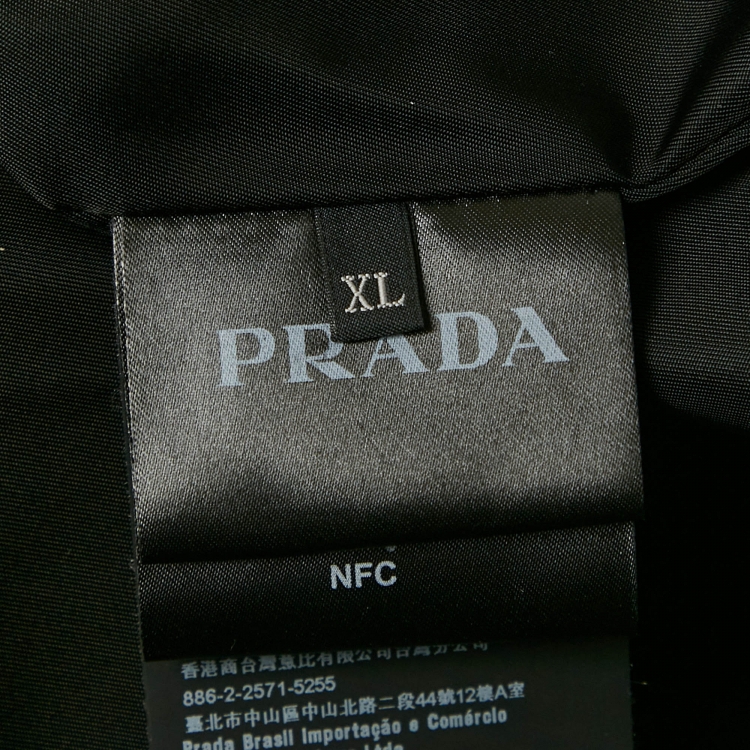 مملوكة مسبقًا فيست (جيليه) برادا أسود من النايلون المبطن والمنفوخ، مقاس كبير جدًا (إكس لارج)