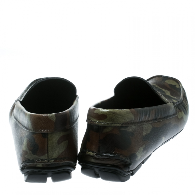 Pre Owned Prada Green Camouflage Print Saffiano Leather Loafers Size 41