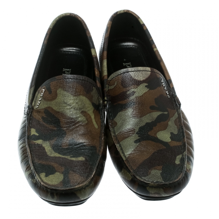 Pre Owned Prada Green Camouflage Print Saffiano Leather Loafers Size 41