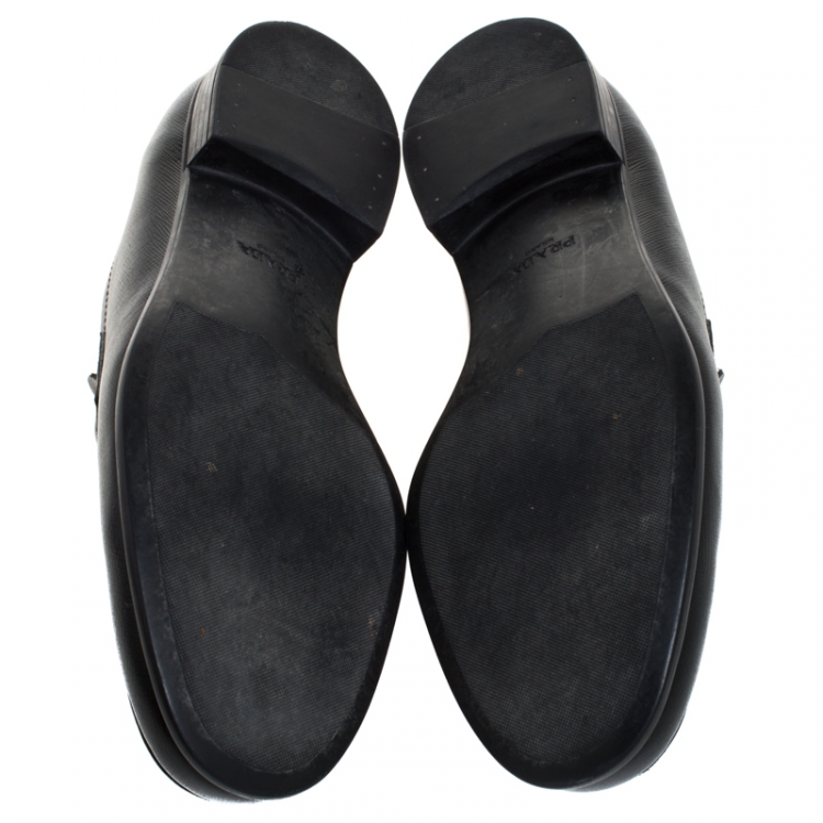 Pre Owned Prada Black Saffiano Leather Plate Bit Logo Loafers Size 42.5