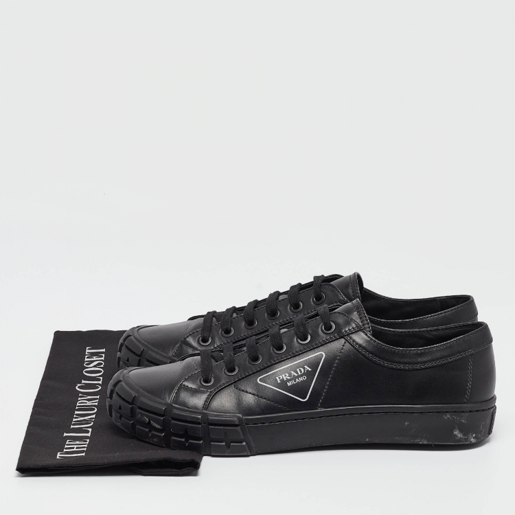 Pre Owned Prada Black Leather Low Top Sneakers Size 44