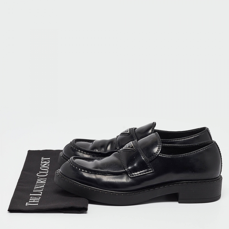 Pre Owned Prada Black Leather Badge Front Chocolate Brushed Loafers Size 43