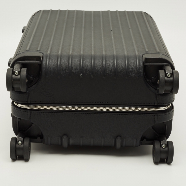 Pre Owned حقيبة سفر ريموا سوداء جلدية مميزة كابينة سوداء